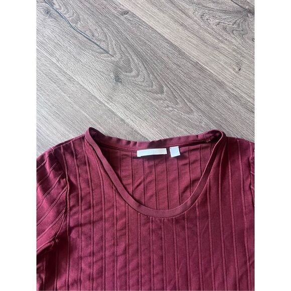 Hugo Boss Maroon Burgundy Ribbed Short Sleeve Scoop Neck Blouse, Size Large - Picture 3 of 5